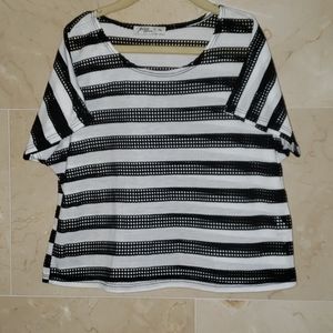 GIRL'S BLACK & WHITE ZINC SHORT SLEEVE T SHIRT